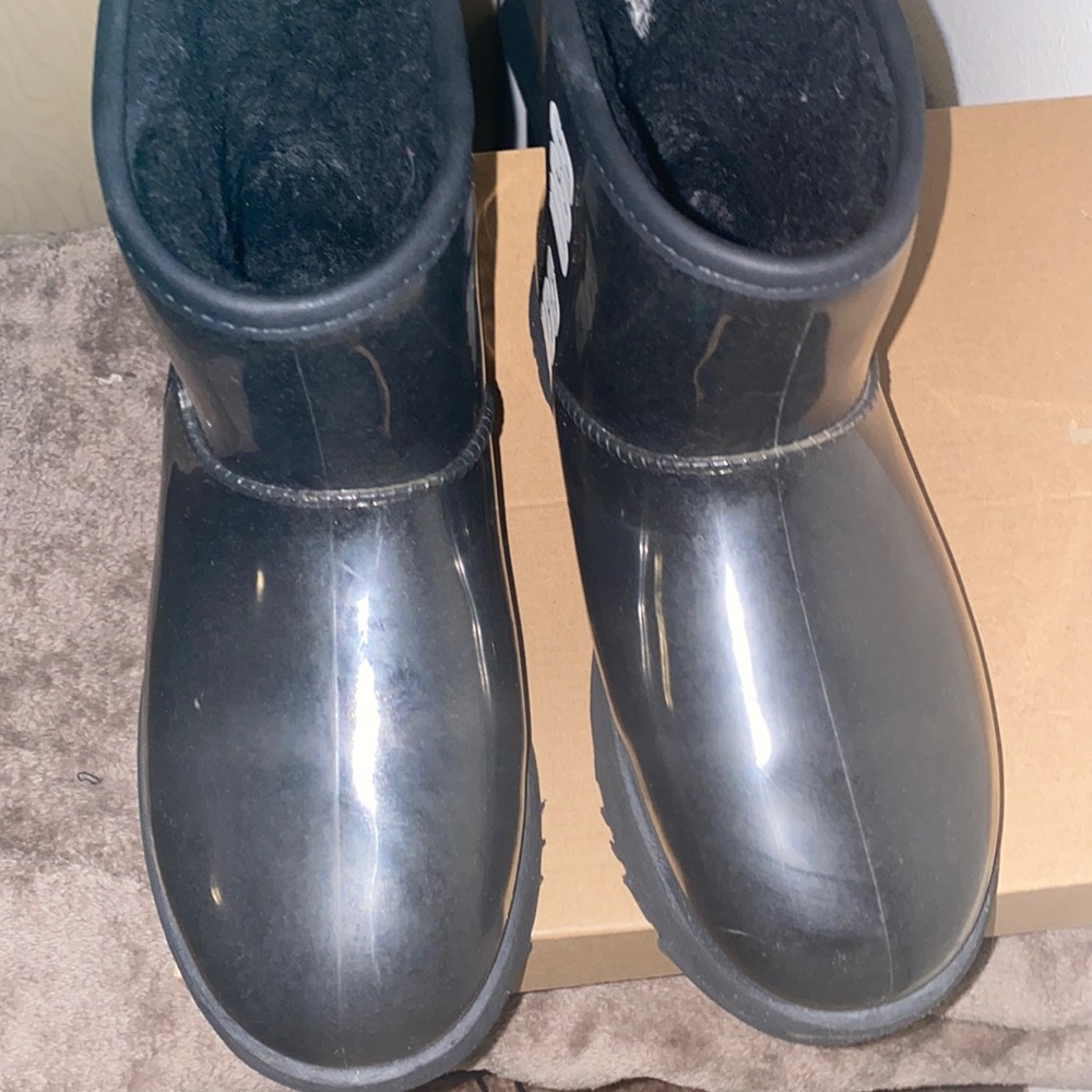 Black ugg booties